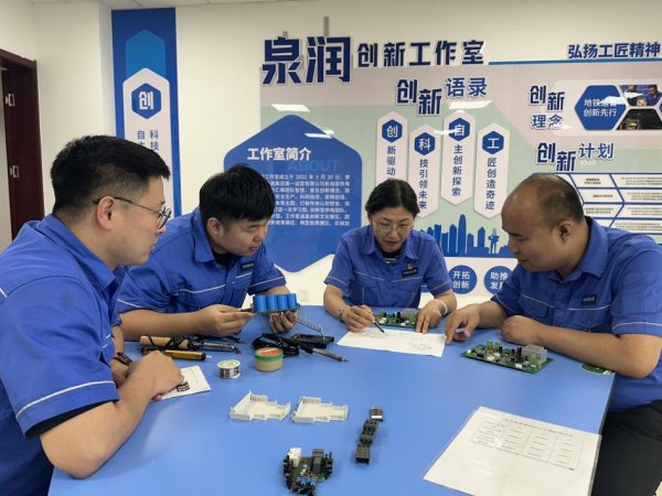 信钰配资 礼赞劳动者，泉城铸匠魂